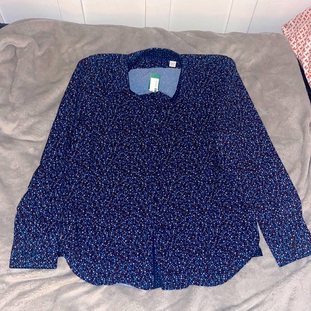 Large Red, white and blue dress shirt. Never worn with tags.